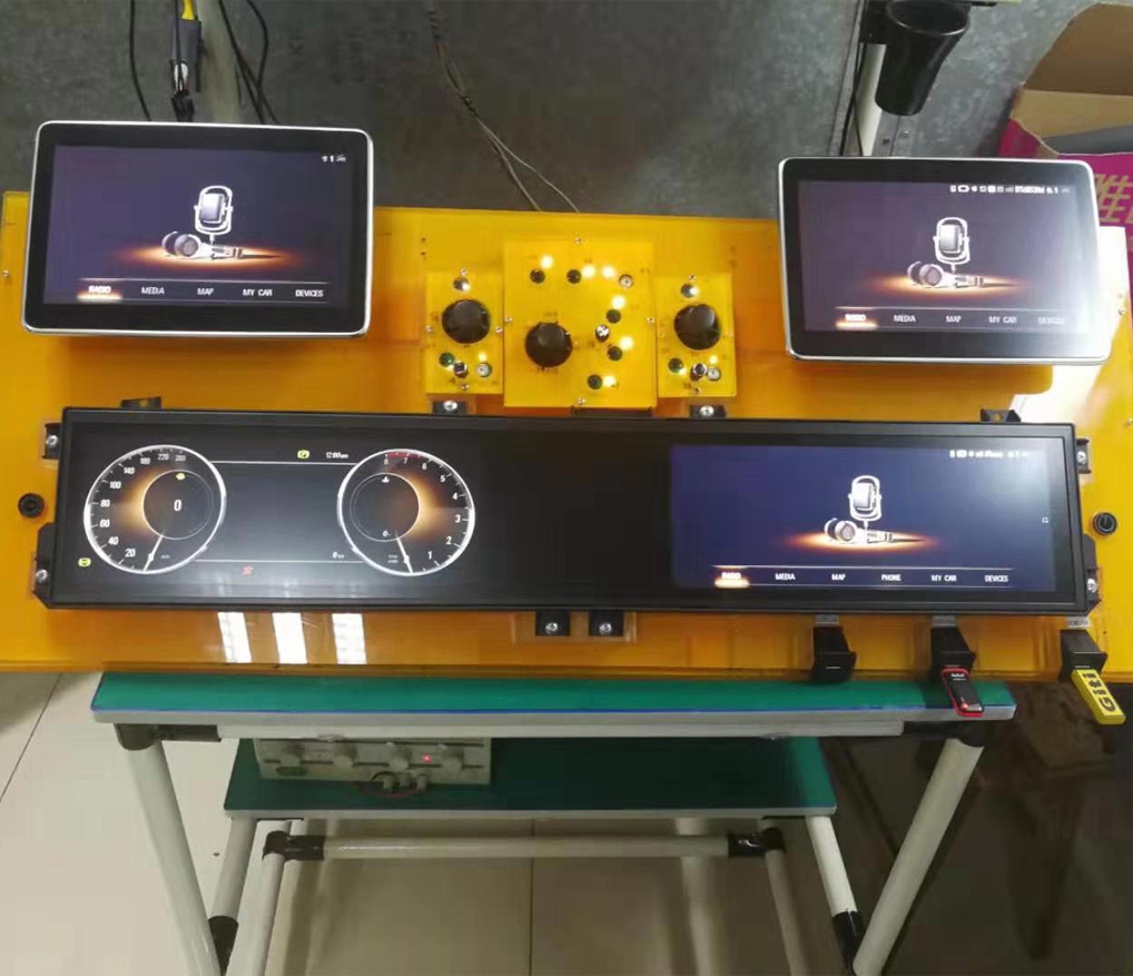 12.3寸电容触摸屏